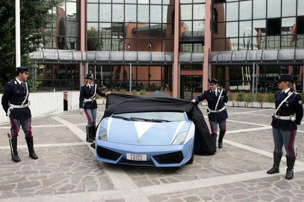 Une Lamborghini Gallardo pour la police italienne