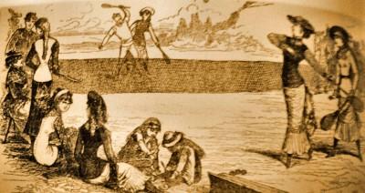 Lawn-tennis joueuse servant largeur.jpg