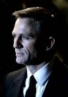 Le côté obscur de Daniel Craig est pas mal non plus