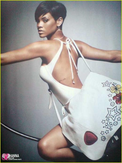Rihanna prend la pose pour Gucci!