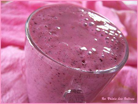 Smoothies_Lben_fruitsrouges_bananes__2_