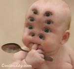 Des photomontages de bébés particulièrement réussis bébé yeux