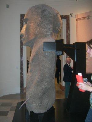 570/MRAH/moaï Pou Hakanononga & te pito - 29/10/2008