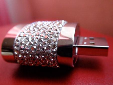 clé usb active crystals philips swarovski