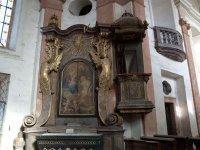 Ailleurs: Valeč et son église dévastée