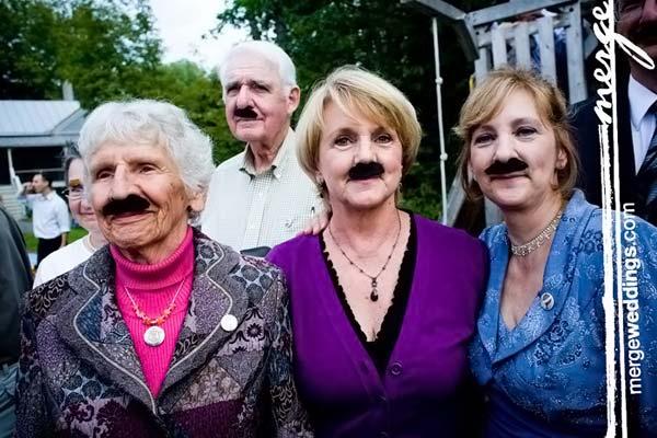 Mariage moustachus