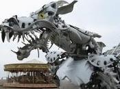 Surprenant oeuvres sculptées partir d'enjoliveurs