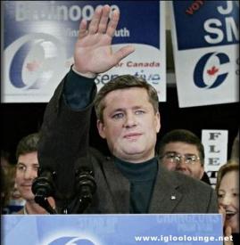 http://canadianobserver.files.wordpress.com/2007/04/stephen_harper_victory.jpg?w=269&h=275