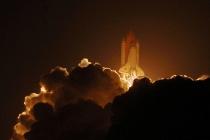 le lancement d'Endeavour STS-126