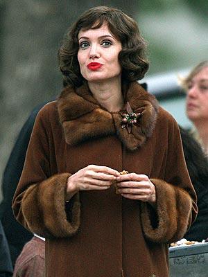 Après Brangelina, Angelina Jolie veut qu’on l’appelle désormais Clintelina