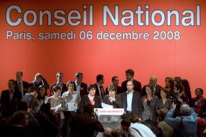 parti-socialiste-cn-6-dec-2008-01.1228661203.jpg