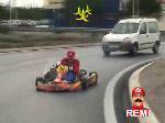 Mario Kart dans les rues de Paris (vidéo)