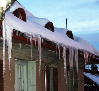 La Chaux-de-Fonds: décembre 2008 stalactites