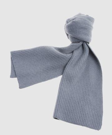 Les 7 pièces classiques, bases de votre garde-robe