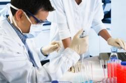 Chimie : création de deux laboratoires internationaux associés franco-chinois technicien labo