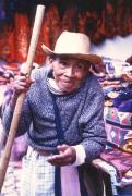 Guatemala, un vieux au marché de chichicastelnango