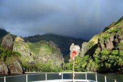 Arrivée de la Marine aux Marquises