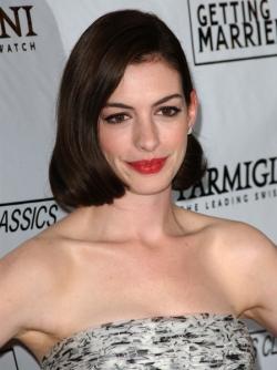 Anne Hathaway