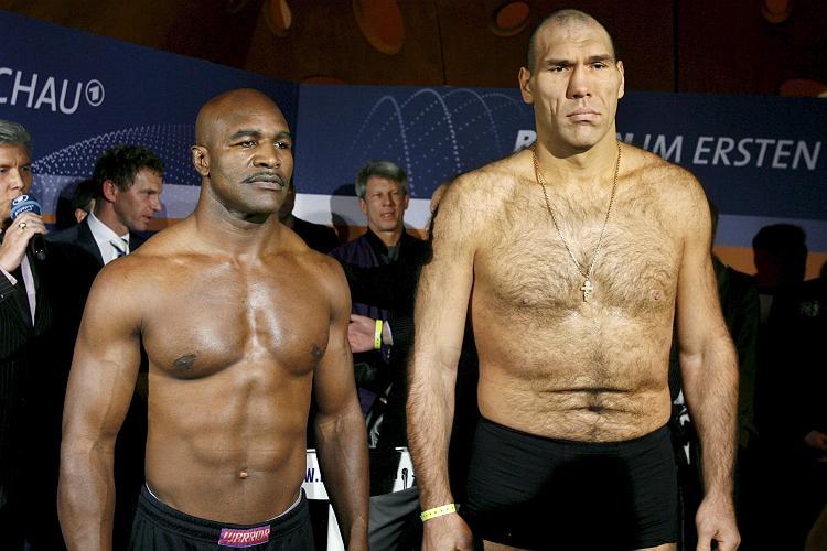 Nikolay Valuev champion du monde WBA