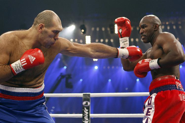 Nikolay Valuev champion du monde WBA