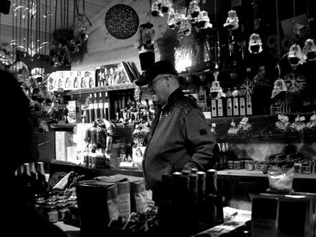 paris A l’ombre des sapins en fleurs