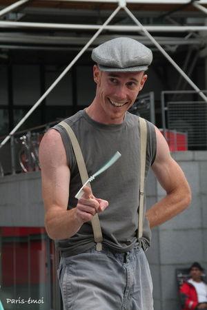 artiste_beaubourg7130___copieAS___copie