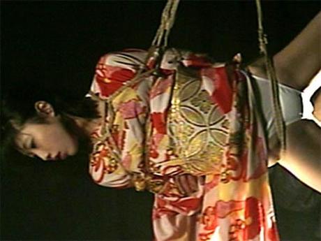 Dispersion et recomposition steyerl-2.1230071091.jpg