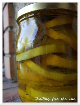 ≈ cadeau gourmand # 5 : citrons confits À l'ail et À l'huile d'olive