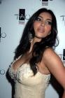 Kim Kardashian : une poitrine magnifique