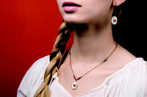 SVETLANA  BO ovales et collier pendentif/ Oval earrings & Necklace
