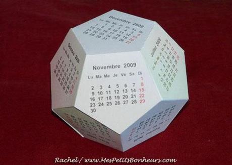 Calendrier 2009 à fabriquer : patron de dodécaèdre à imprimer Calendrier 2009 à fabriquer : patron de dodécaèdre à imprimer