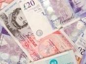 magasin ouvert avec tirelire pour seule employée