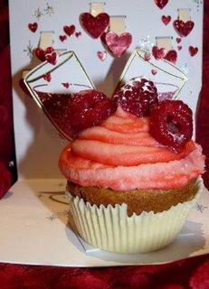 IC:E Wine: UltraViolette Kir Royale Cupcakes