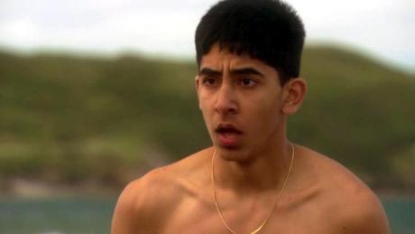 Dev Patel avait tourné nu dans la série “Skins”