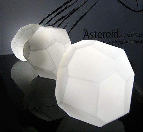 Lampe Asteroid de Koray Ozgen