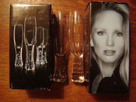 Quand la flûte à champagne perd ses bulles...