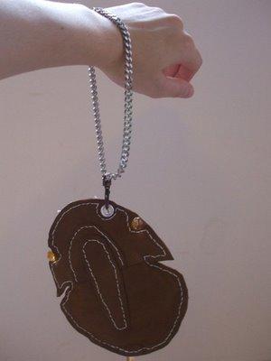 Les bijoux hiboux-cailloux-choux de Diane.