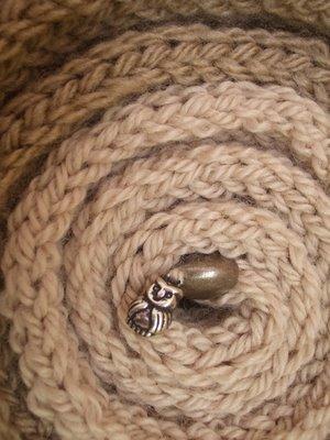 Les bijoux hiboux-cailloux-choux de Diane.