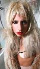 Lady GaGa : première tentative en blonde. C'est pas tout à fait ça...