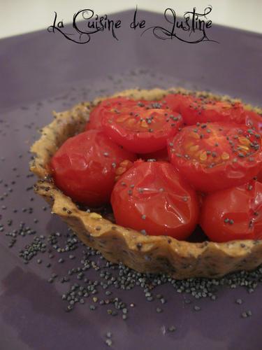 Petite Tarte aux Tomates Caramélisées et Graine de Pavot