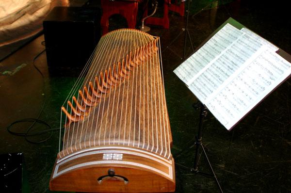 Les instruments à cordes de la musique traditionnelle coréenne