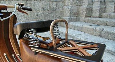 Carlos Alberto Hand Made Wooden Vespa Scooter - Scooter Vespa en Bois