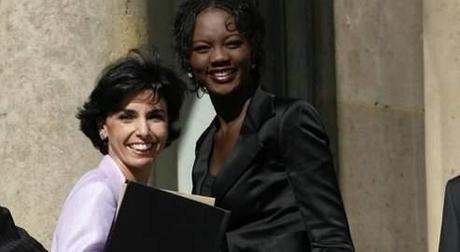 Nicolas Sarkozy réconforte Rachida Dati et tacle Rama Yade Nicolas Sarkozy réconforte Rachida Dati et tacle Rama Yade