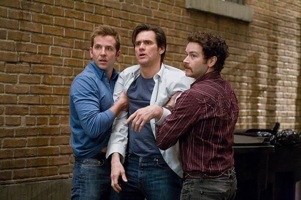Jim Carrey, Danny Masterson et Bradley Cooper. Warner Bros. France