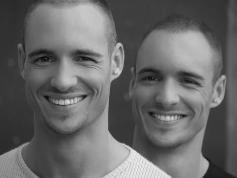 gerard-de-haan-beaux-mecs-jumeaux-01-480x360-custom photographie