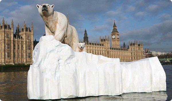 Un ours polaire à Londres