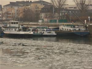 voyages PELION... Moselle glace...