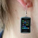 Des boucles d'oreille iPhone
