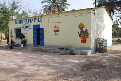 Radio Bama Pilé.jpg