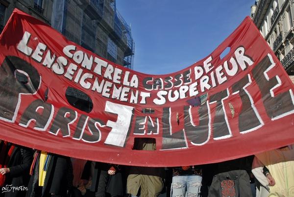 Journée d'action dans les universités contre la LRU. 5 février 2009.